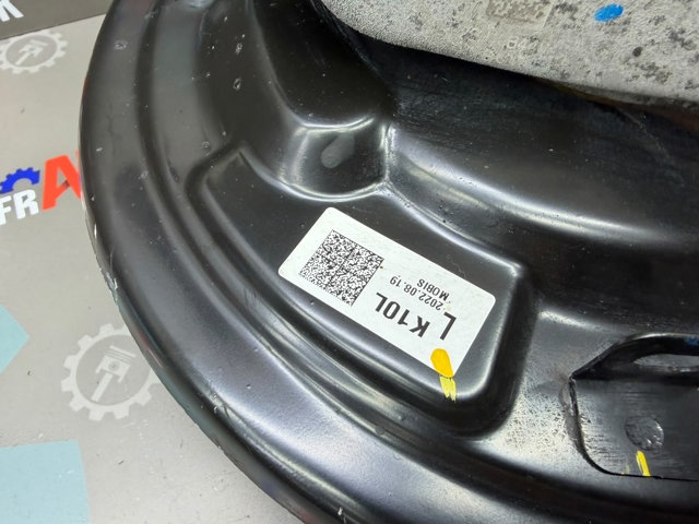 HYUNDAI 52710AT000 Цапфа задняя левая в наличии Львов