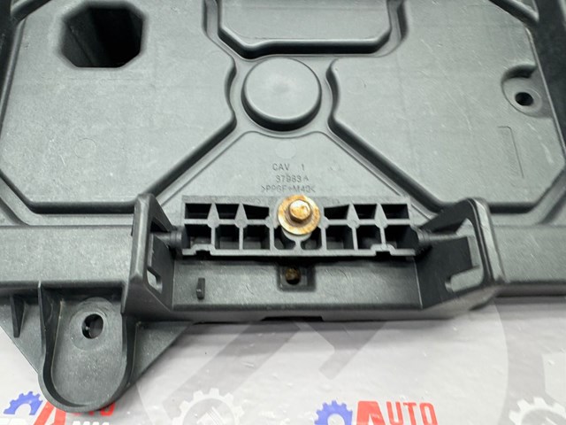 CHRYSLER 55396428AC Полка под аккумулятор в наличии Ирпень