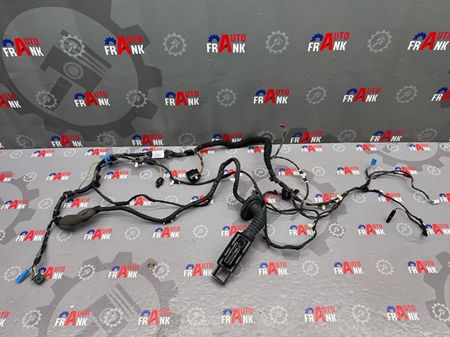 Жгут проводов передней двери 61128714781 BMW
