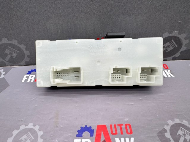 BMW 61359451484 Модуль управления (ЭБУ) открытия крышки багажника (двери 3/5-й задней) в наличии Каменское