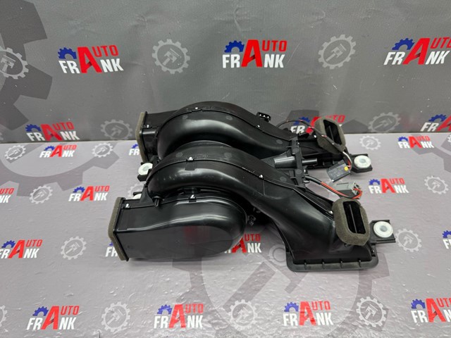 Мотор вентилятора печки (отопителя салона), задний 64119315950 BMW