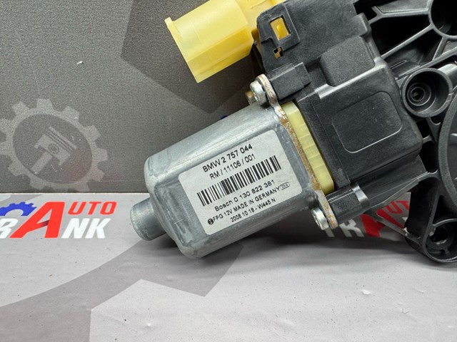 BMW 67622757044 Мотор стеклоподъемника двери передней правой в наличии Черновцы