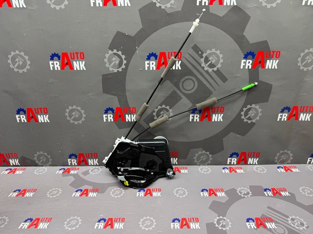 Замок двери водителя Toyota Yaris CROSS