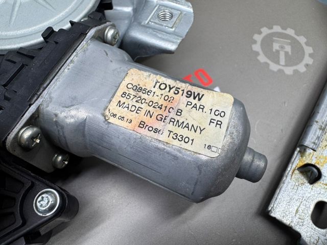 6982002490 Механизм стеклоподъемника двери передней левой купить Украина