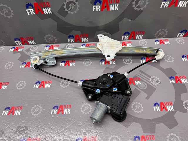 Стеклоподъемник передней левой двери 698200D590 TOYOTA