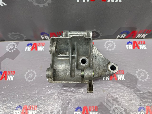 7700875690 RENAULT Кронштейн генератора купить в Запорожье