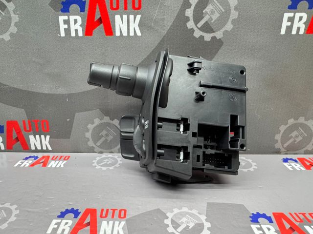 7701060097 RENAULT Правый подрулевой переключатель купить в Одесса
