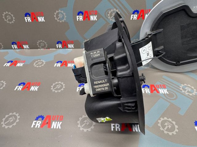 788309557R RENAULT Лючок бензобака (топливного бака) купить в Ирпень