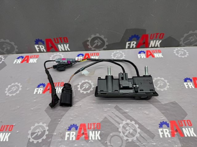 7P5827566C PORSCHE купить в Черновцы