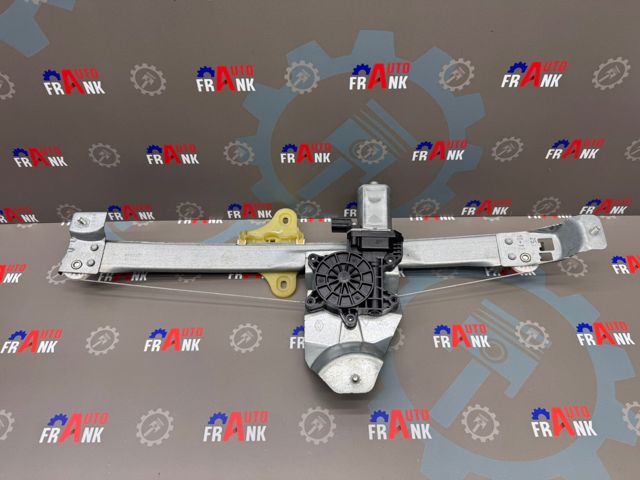 Механизм стеклоподъемника двери передней, правой 807206641R RENAULT