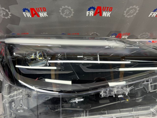811100DP50 Фара правая купить Николаев