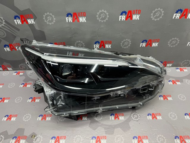Фара передняя правая 811100DP50 TOYOTA