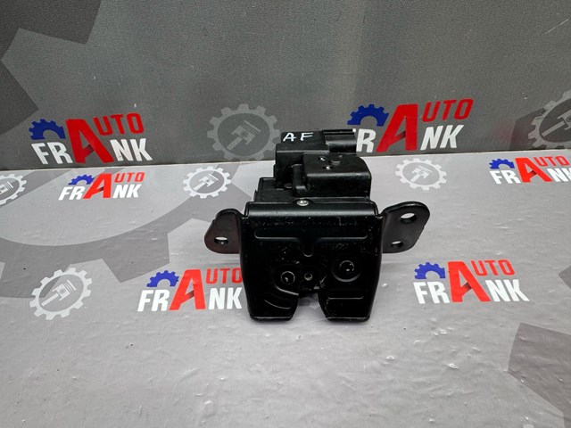 HYUNDAI 812303W000 Замок багажника в наличии Украина