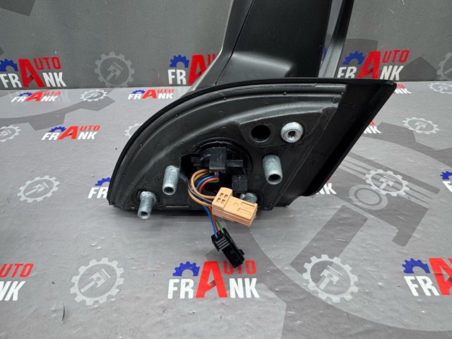 8153TT PEUGEOT Правое зеркало купить в Киев