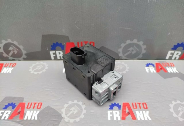 Механизм блокировки рулевого колеса 8200468515 RENAULT
