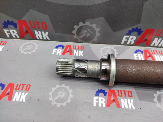 8200676172 RENAULT Правая полуось купить в Ирпень