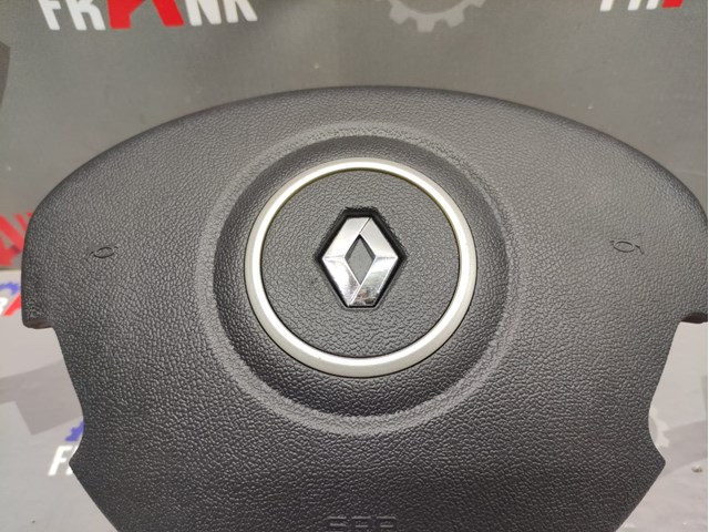 RENAULT 8200677496 Подушка безопасности водителя в наличии Ирпень