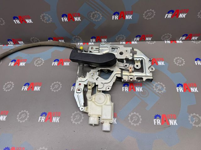 8200766888 RENAULT Замок двери задней правой распашной купить в Чернигов