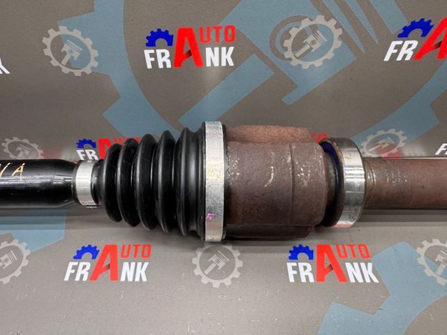 8200934677 RENAULT Полуось (привод) передняя правая купить в Винница