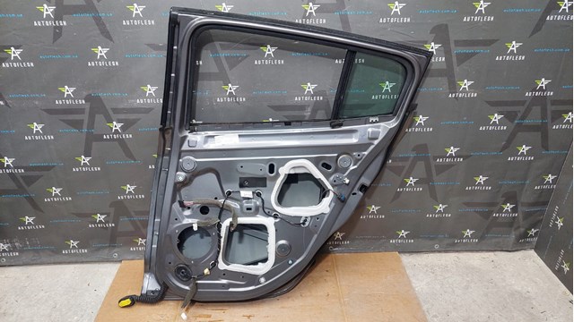 821006014R RENAULT Дверь задняя правая купить в Одесса