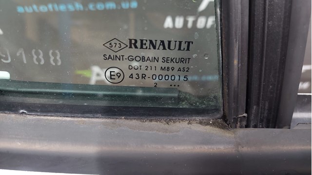 821006014R Дверь задняя правая купить Одесса