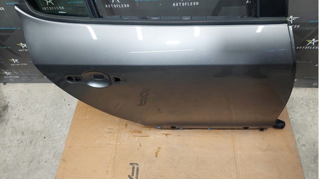 821006014R RENAULT Дверь задняя правая купить в Ровно