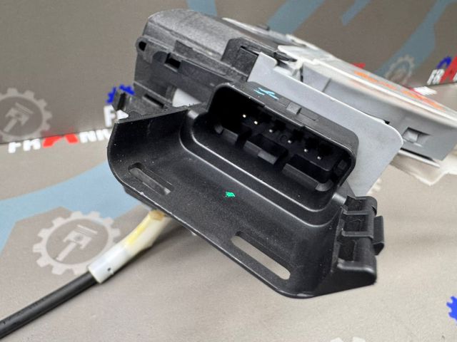 9137V5 Замок двери задней левой купить Черновцы