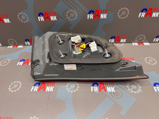 924043Z300 Фонарь задний правый внутренний купить Каменское