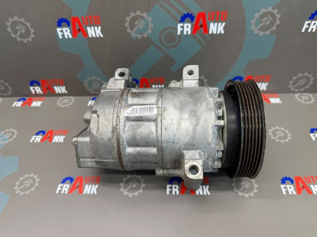 RENAULT 926002352R Компрессор кондиционера в наличии Ровно