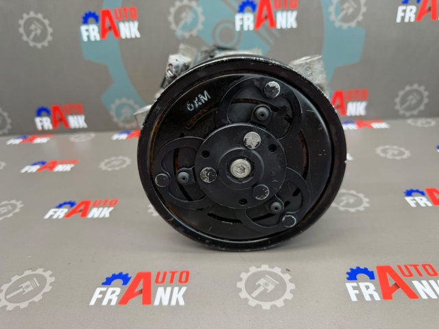 926002352R RENAULT Компрессор кондиционера купить в Николаев