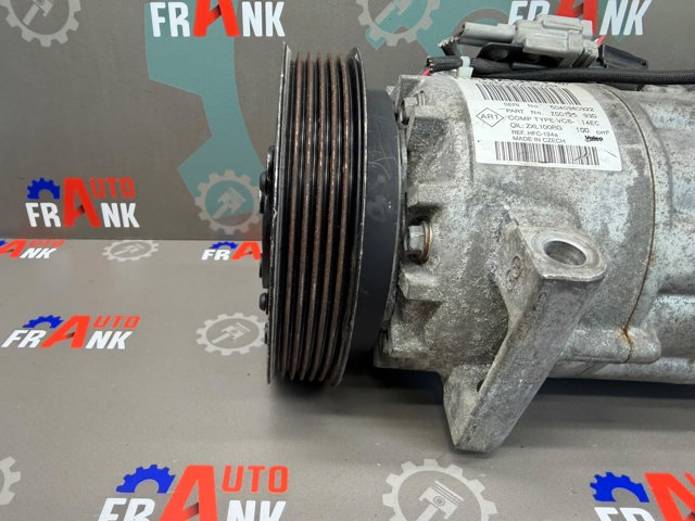 RENAULT 926002352R Компрессор кондиционера в наличии Николаев