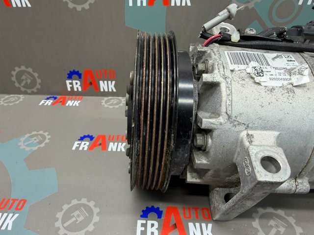 926004990R RENAULT Компрессор кондиционера купить в Ирпень
