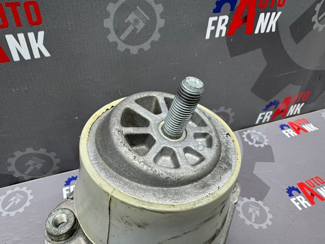 PORSCHE 94837504903 Подушка (опора) двигателя левая в наличии Павлоград