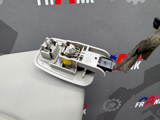 RENAULT 964010028R Солнцезащитный козырек в наличии Каменское
