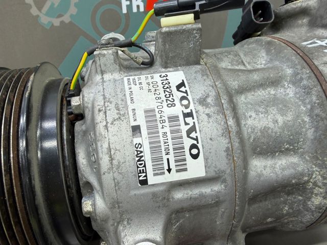 Насос кондиционера 977011C100 HYUNDAI
