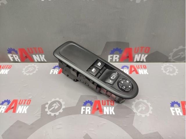 Кнопки переднего левого стеклоподъемника 98012283XT PEUGEOT
