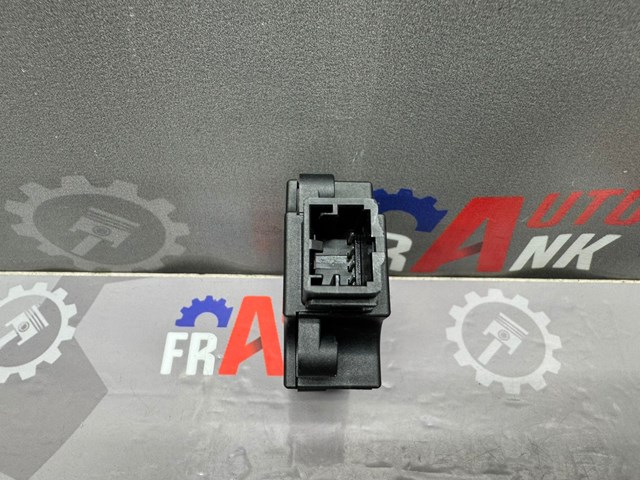 A0999069500 MERCEDES Мотор заслонки рециркуляции воздуха купить в Львов