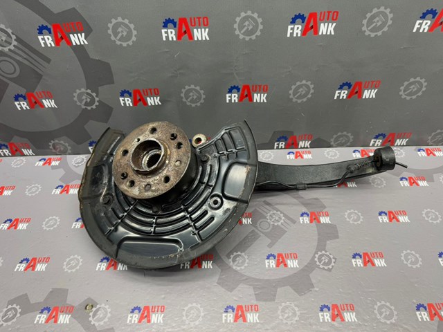 Цапфа передняя правая A1643301420 MERCEDES