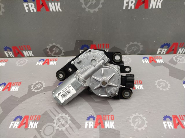 Стеклоочиститель двери задка A1769061600 MERCEDES