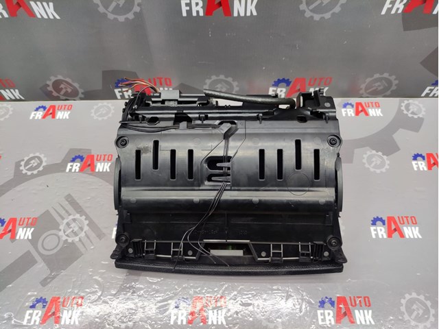 MERCEDES A2048204697 Дисплей многофункциональный в наличии Украина
