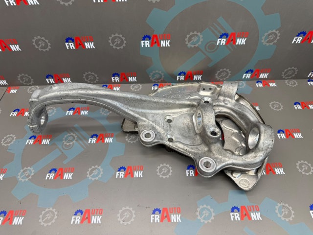 Кулак поворотный передний левый A2053322100 MERCEDES