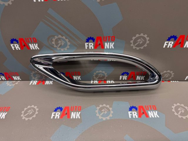 Накладка бампера заднего, правая A2058852321 MERCEDES