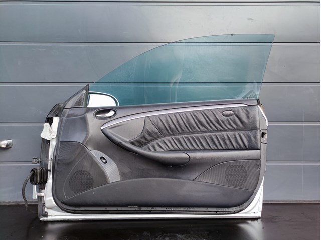 MERCEDES A2097200205 Дверь передняя правая в наличии Харьков