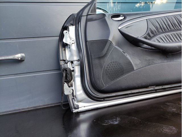 MERCEDES A2097200205 Дверь передняя правая в наличии Хмельницкий
