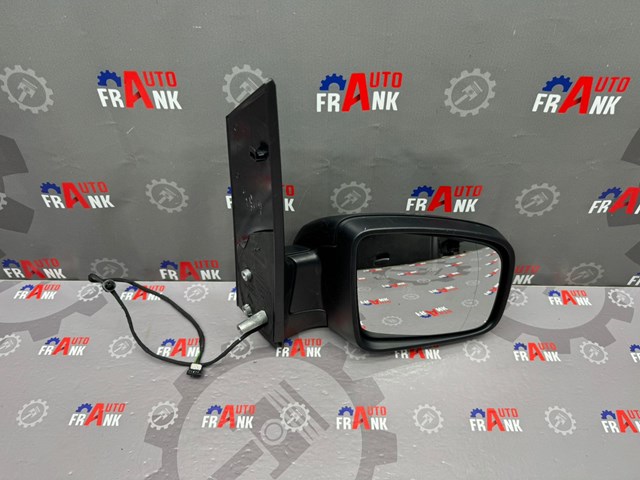 Правое боковое зеркало A6398100919 MERCEDES