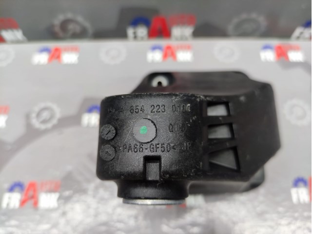 A6542230100 MERCEDES Кронштейн подушки (опоры) двигателя правой купить в Украина