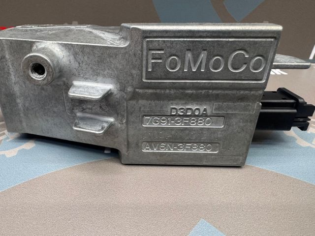 AV6N3F880JA FORD купить в Каменское