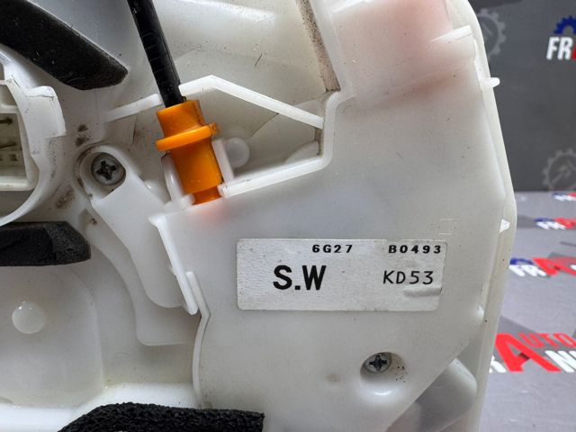 MAZDA KD5359310 Замок двери передней левой в наличии Николаев