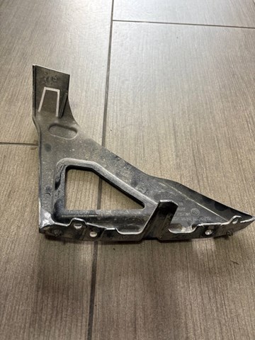 51117357201 Кронштейн бампера переднего левый купить Ровно