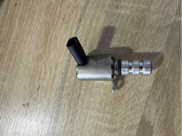  Клапан положения распредвала 06K115243L VAG